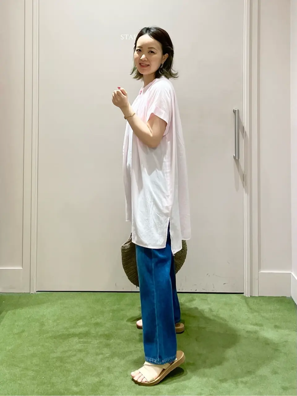 ANY フジコ コーディネート画像