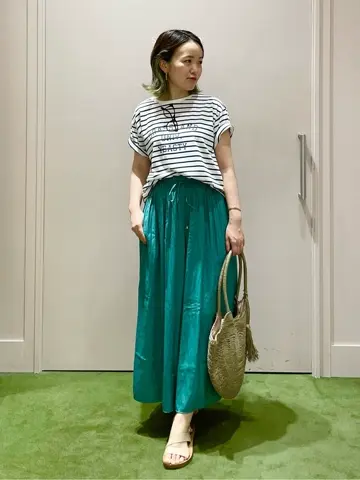 ANY フジコ コーディネート画像