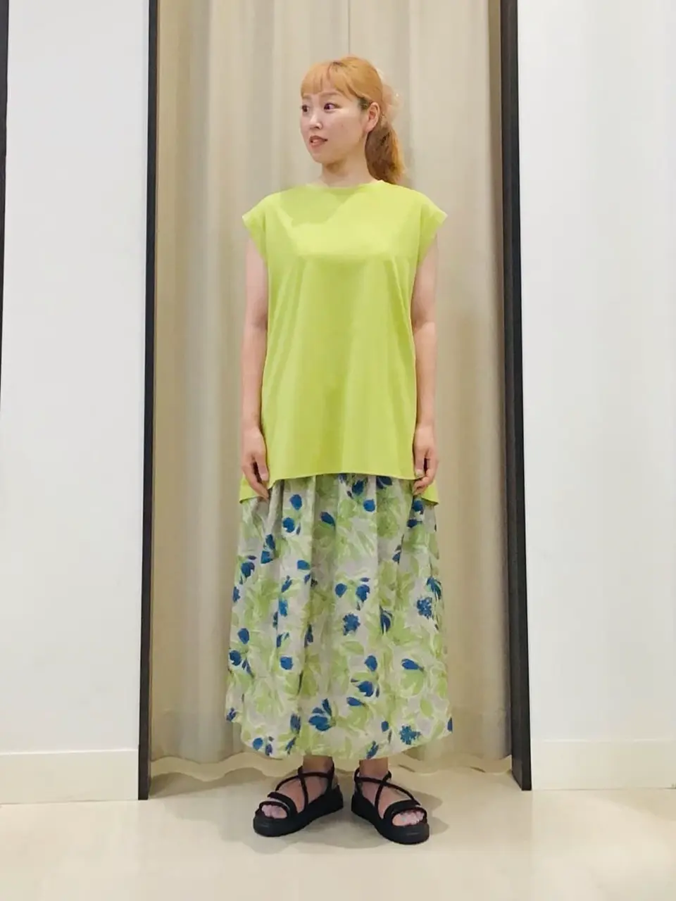 ANY 伊藤 コーディネート画像