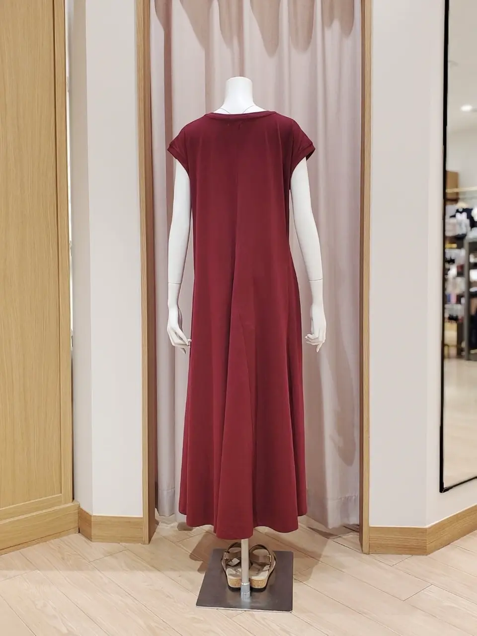 ANY 岩田 コーディネート画像