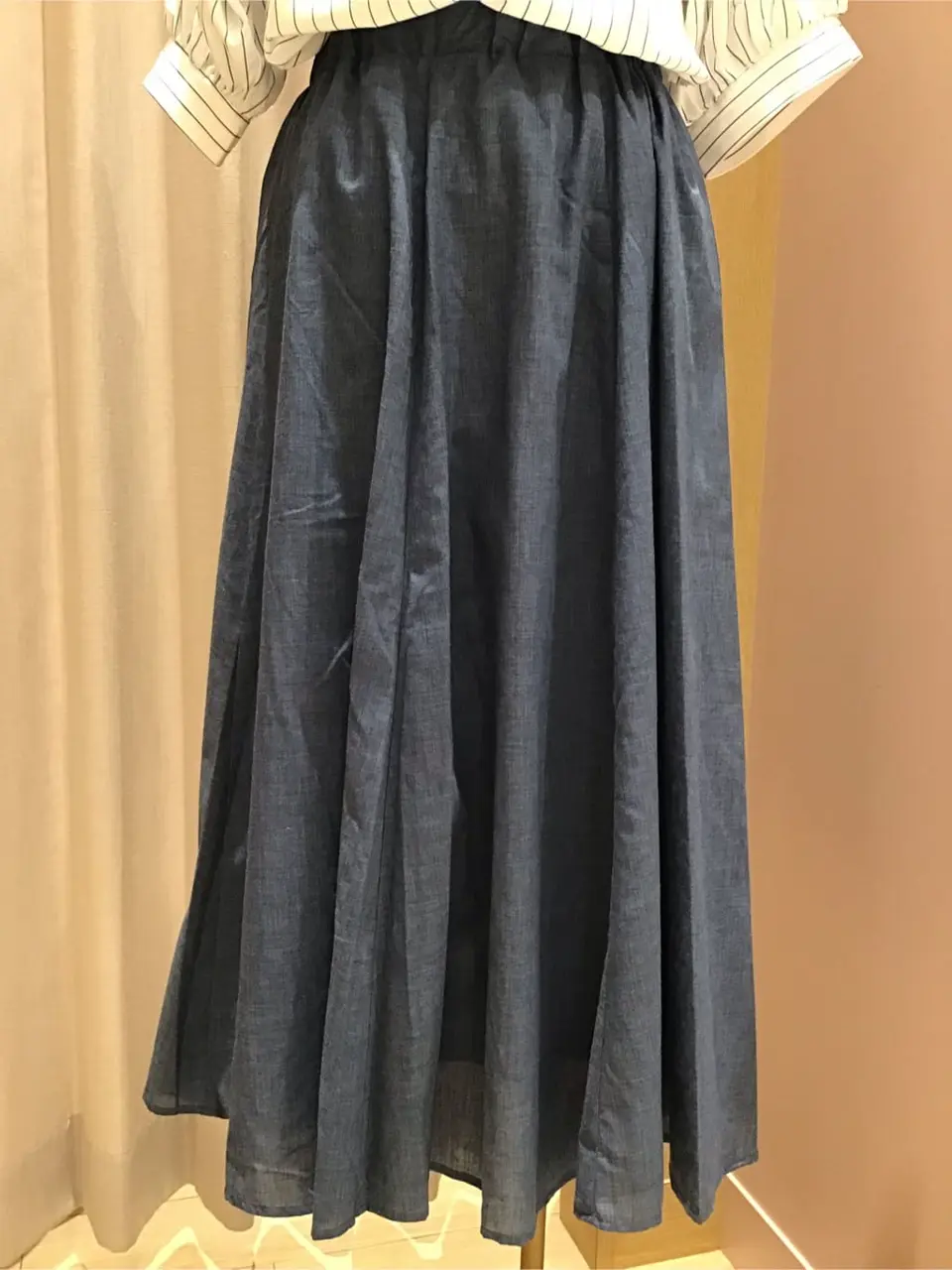 ANY 浅岡 コーディネート画像