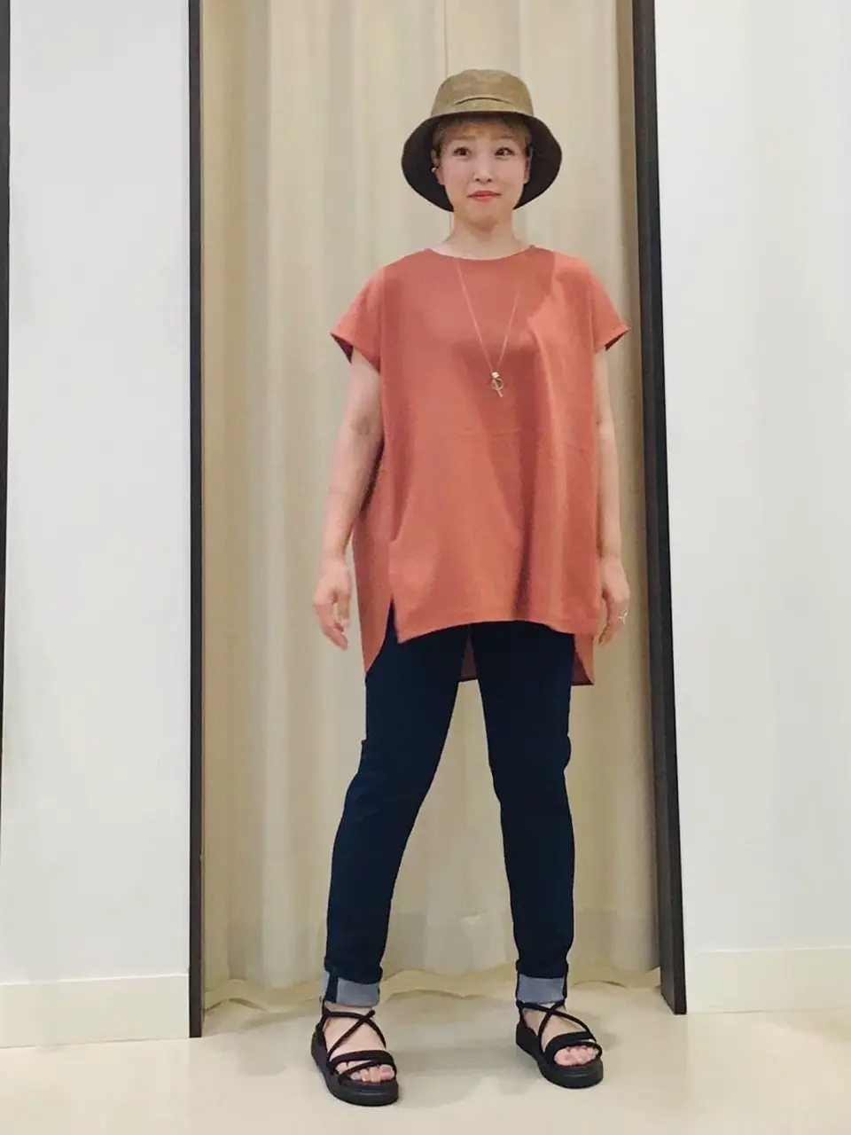 ANY 伊藤 コーディネート画像