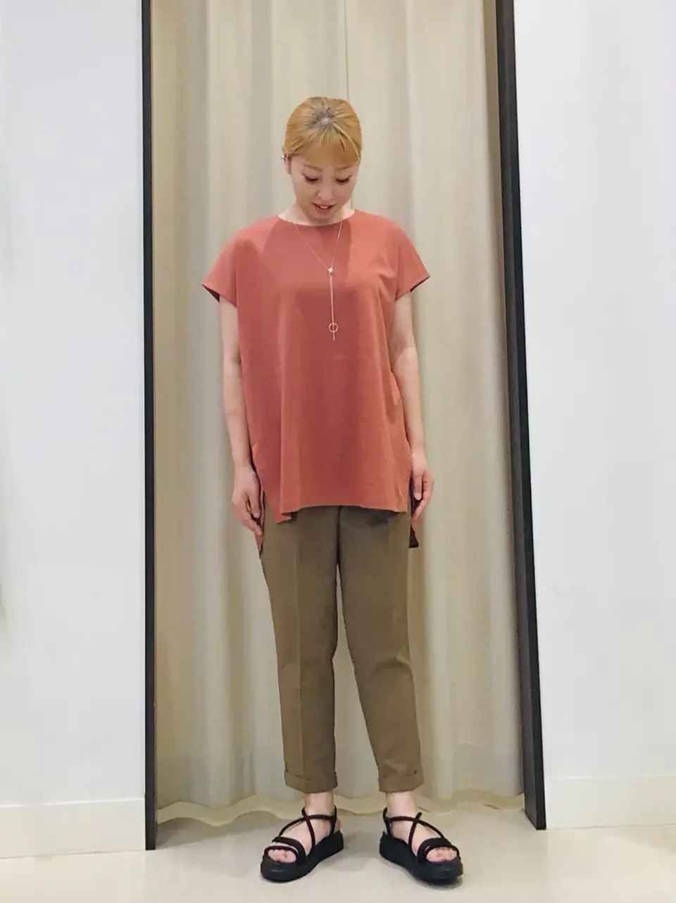 ANY 伊藤 コーディネート画像