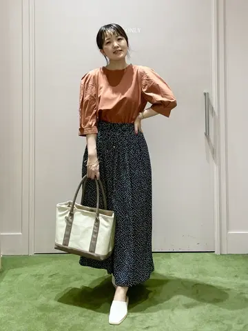 ANY フジコ コーディネート画像