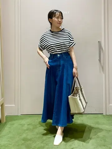 ANY フジコ コーディネート画像