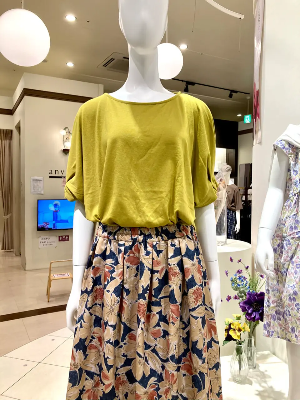 ANY 杉原 コーディネート画像