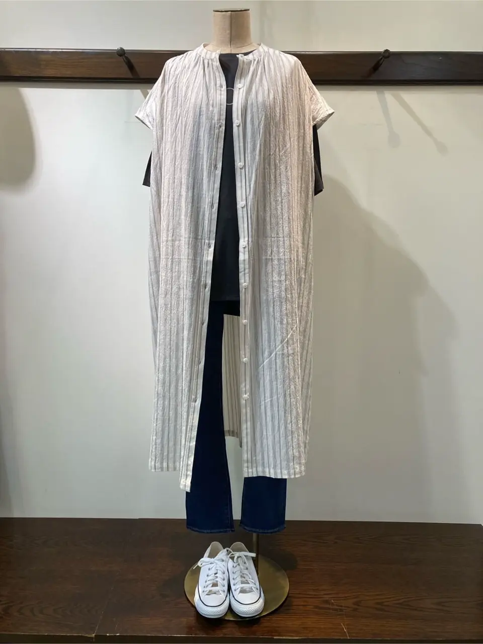 ANY 鈴木 コーディネート画像