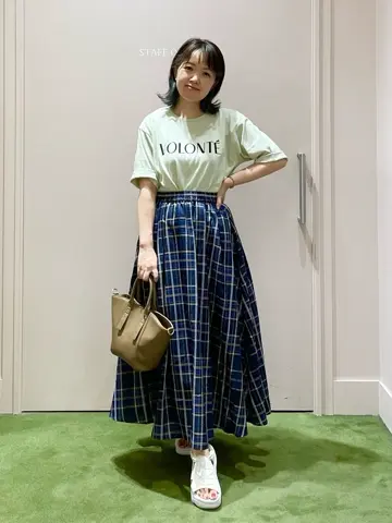 ANY フジコ コーディネート画像