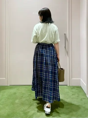 ANY フジコ コーディネート画像