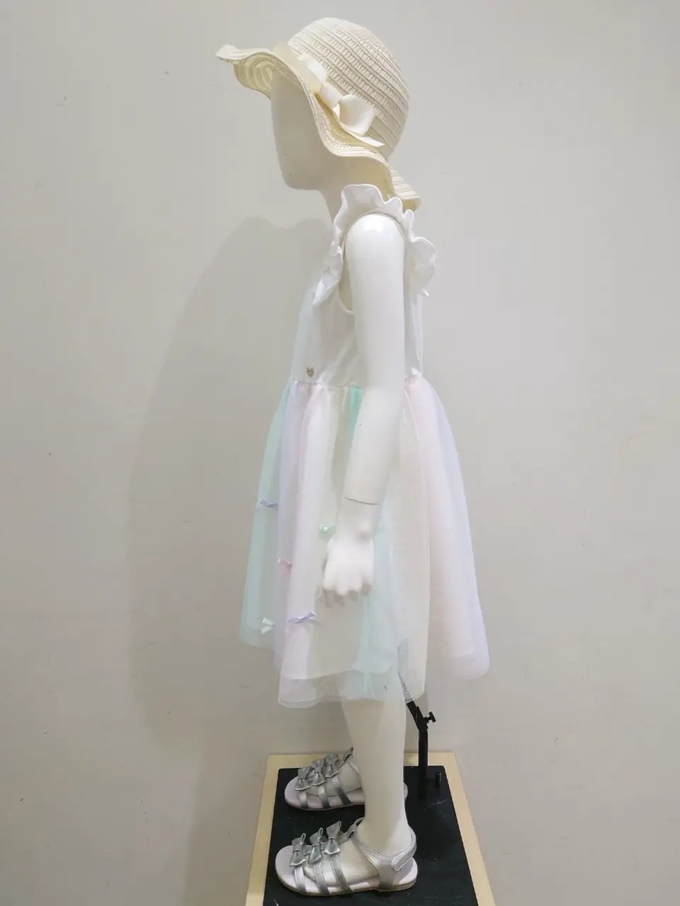 ANY スタッフ コーディネート画像