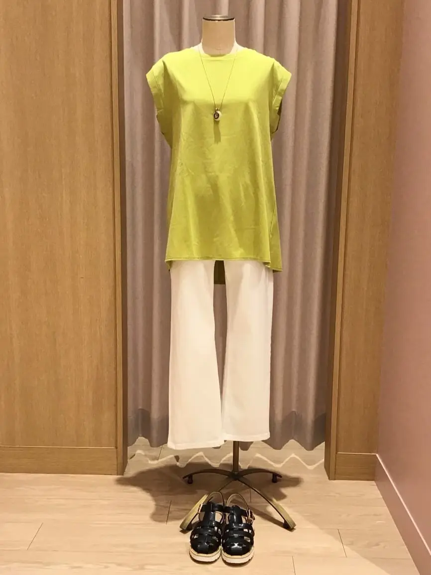 ANY 本吉 コーディネート画像