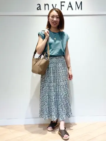 ANY スタッフ コーディネート画像