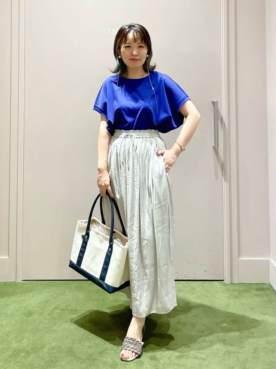 ANY フジコ コーディネート画像