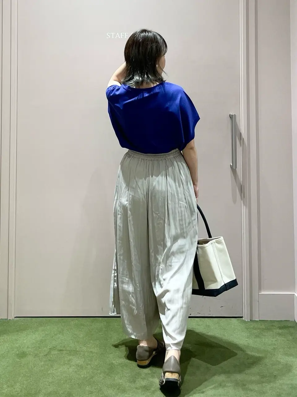 ANY フジコ コーディネート画像