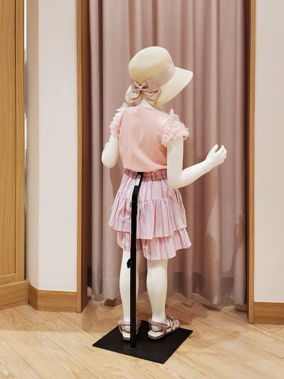 ANY 奥原 コーディネート画像