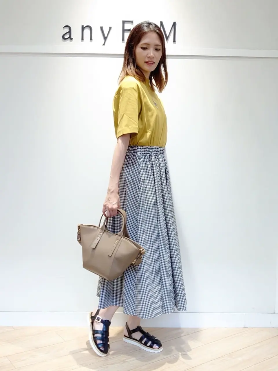 ANY スタッフ コーディネート画像