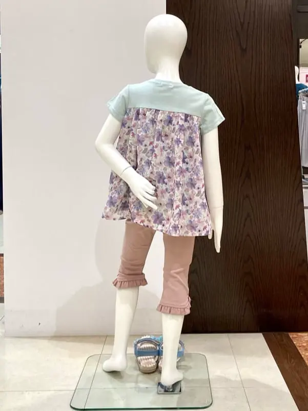  杉原 コーディネート画像