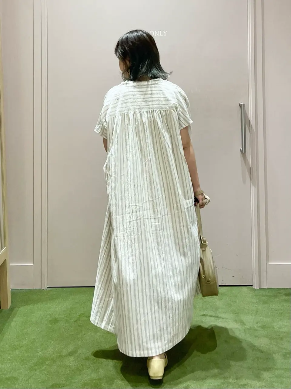 ANY フジコ コーディネート画像