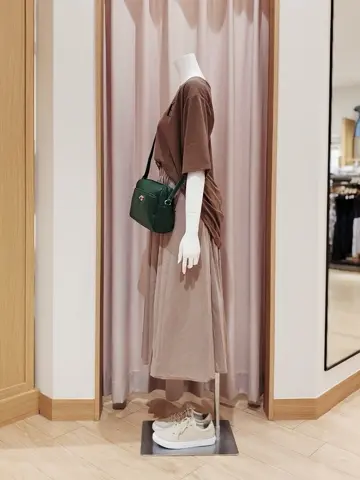 ANY 岩田 コーディネート画像