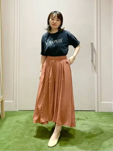 ANY フジコ コーディネート画像