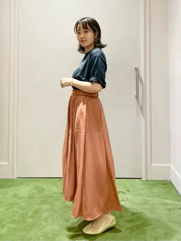 ANY フジコ コーディネート画像