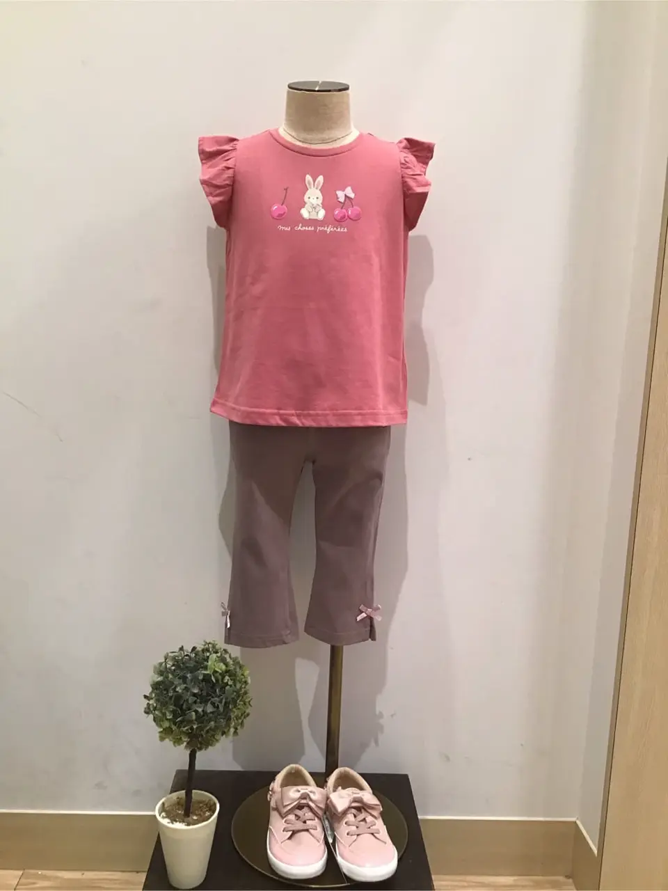 ANY スタッフ コーディネート画像