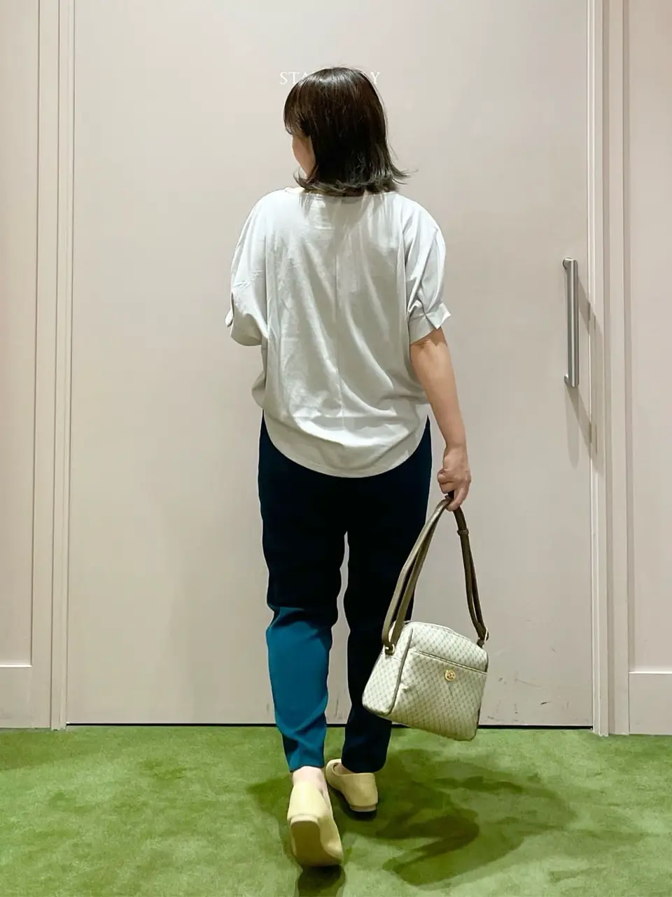 ANY フジコ コーディネート画像