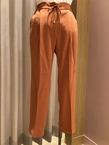 ANY 浅岡 コーディネート画像