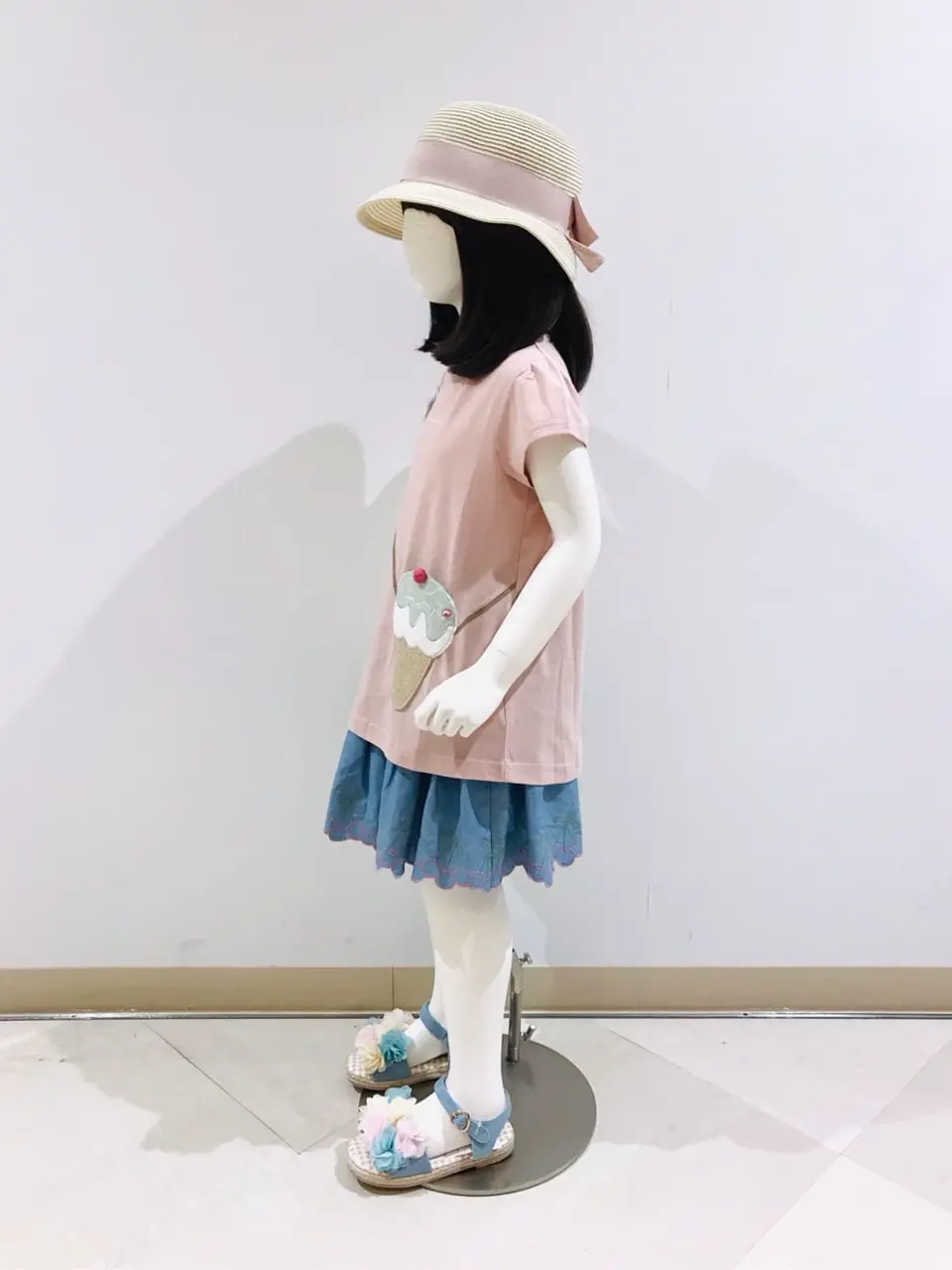 ANY 田口 コーディネート画像