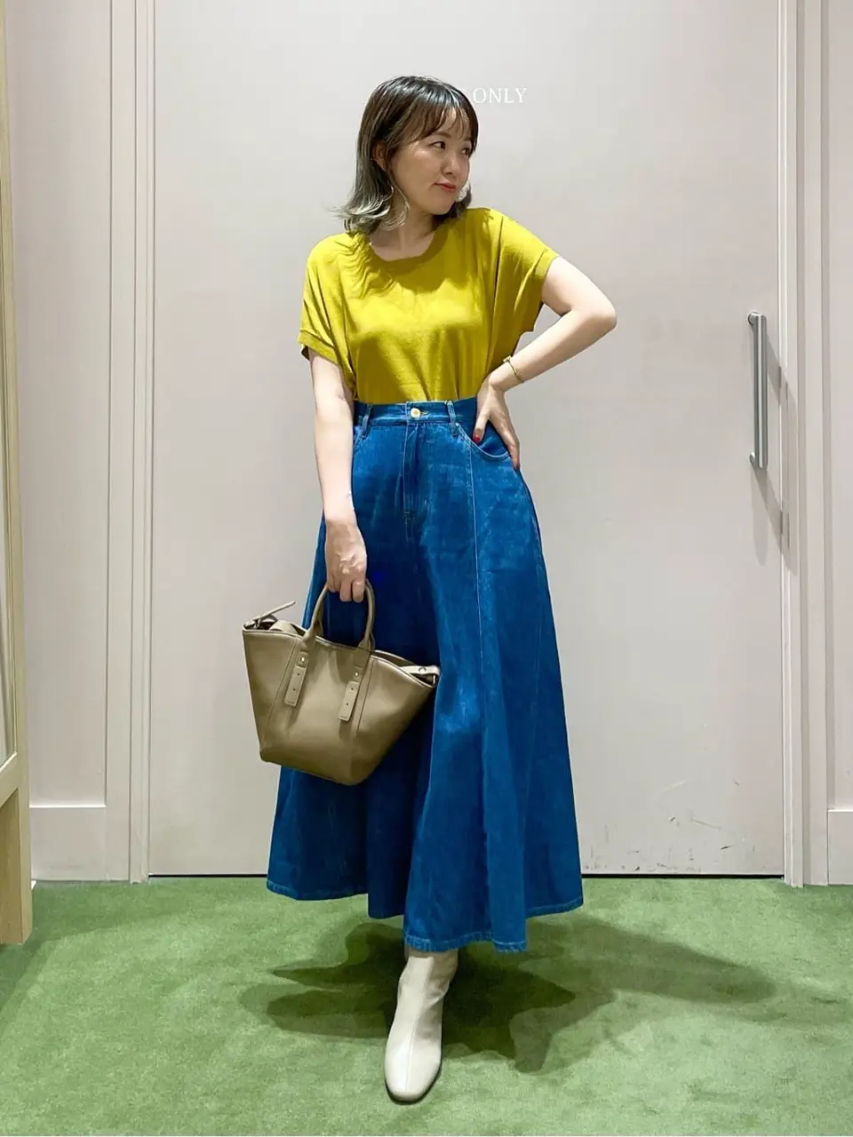 ANY フジコ コーディネート画像