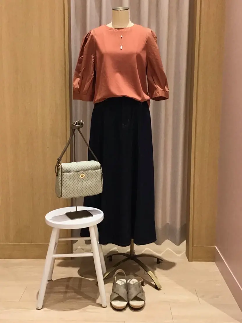  本吉 コーディネート画像