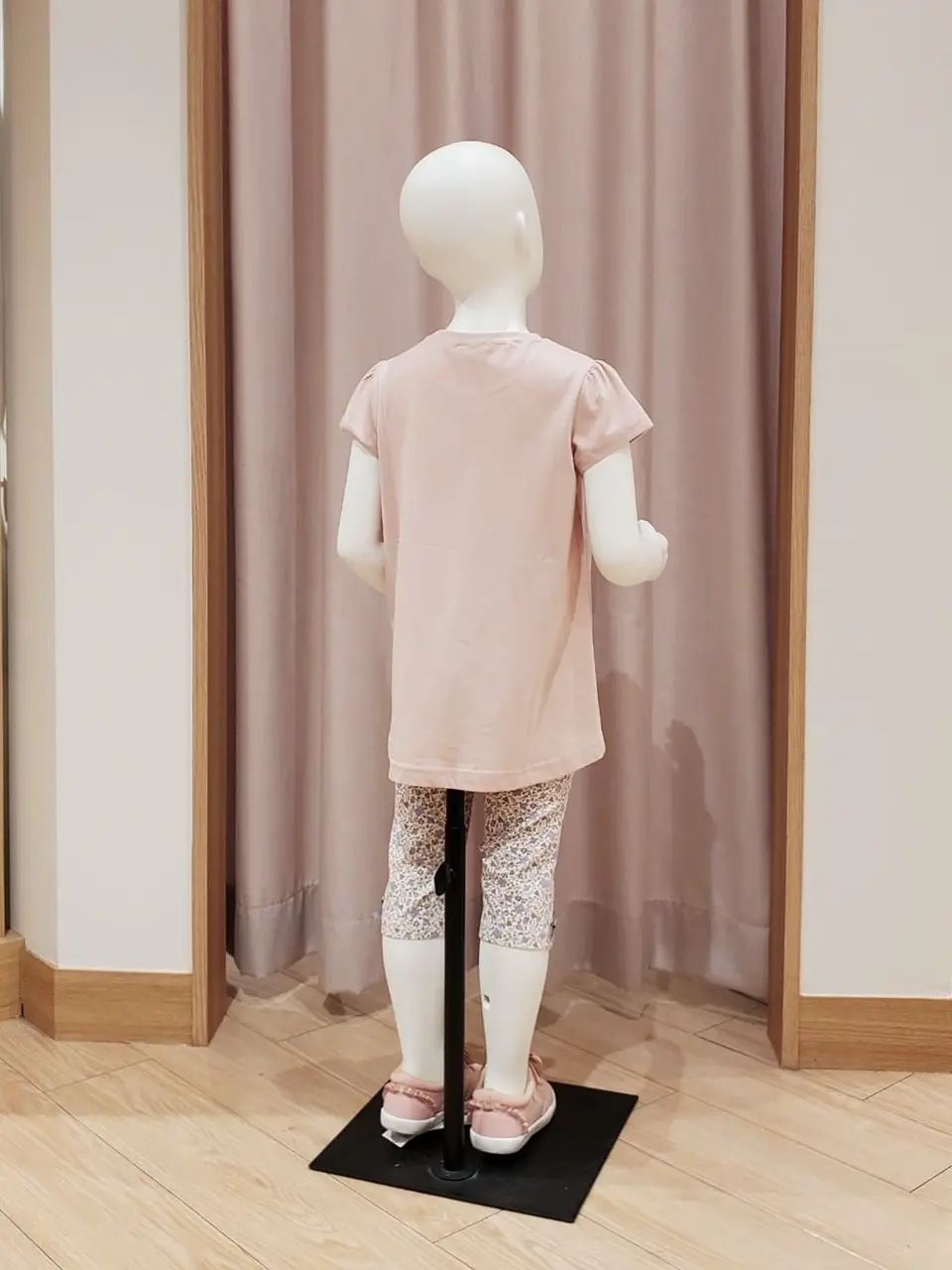 ANY 奥原 コーディネート画像