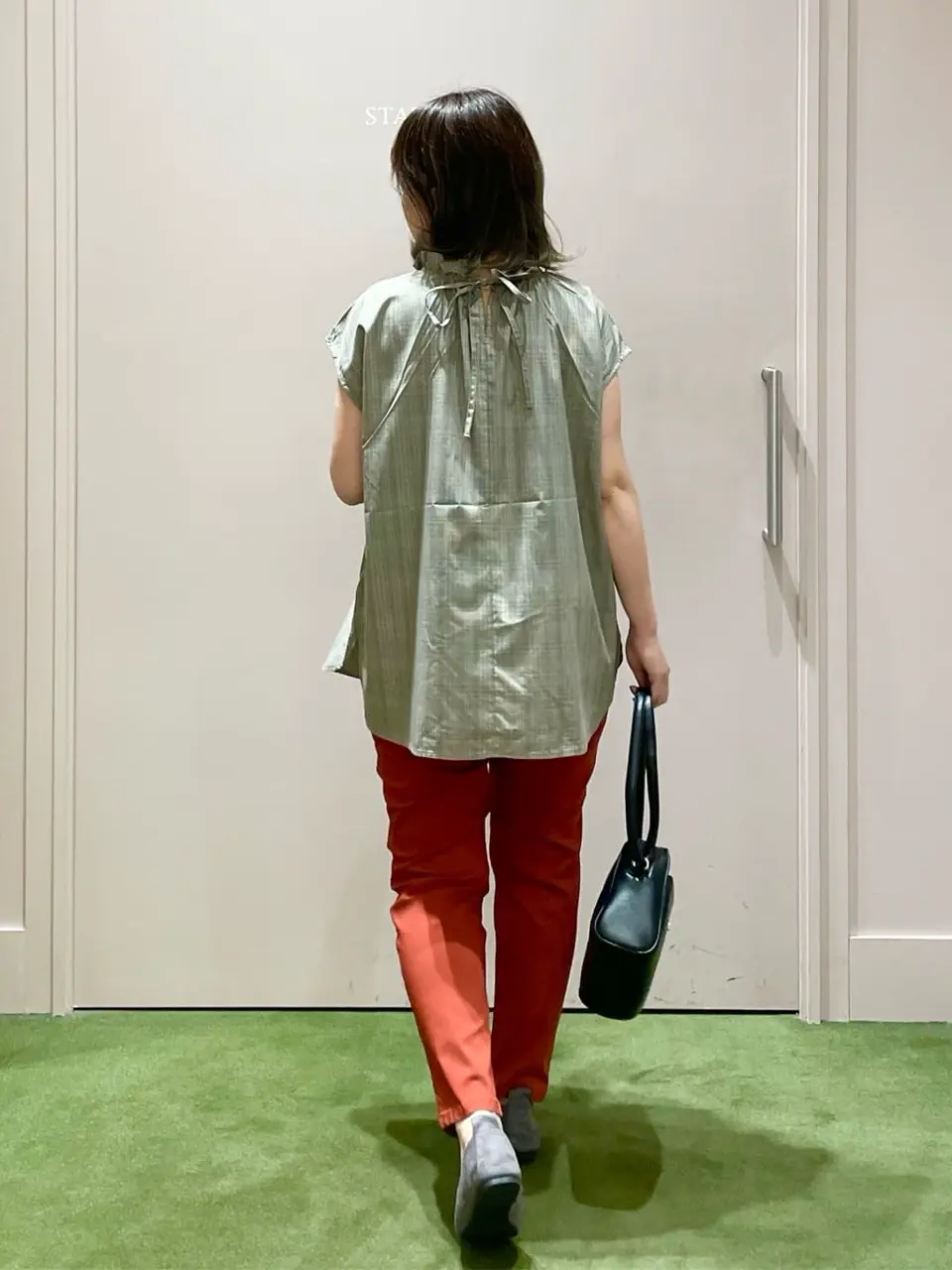 ANY フジコ コーディネート画像