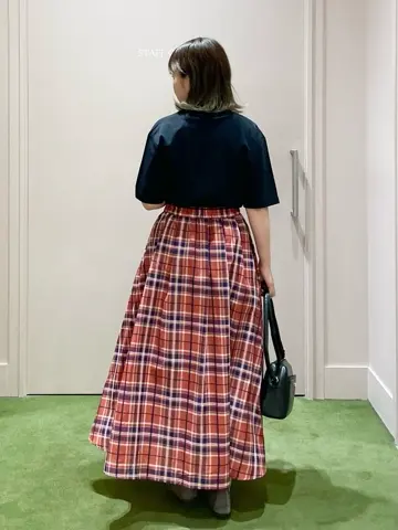 ANY フジコ コーディネート画像