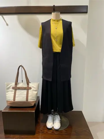 ANY 明吉 コーディネート画像