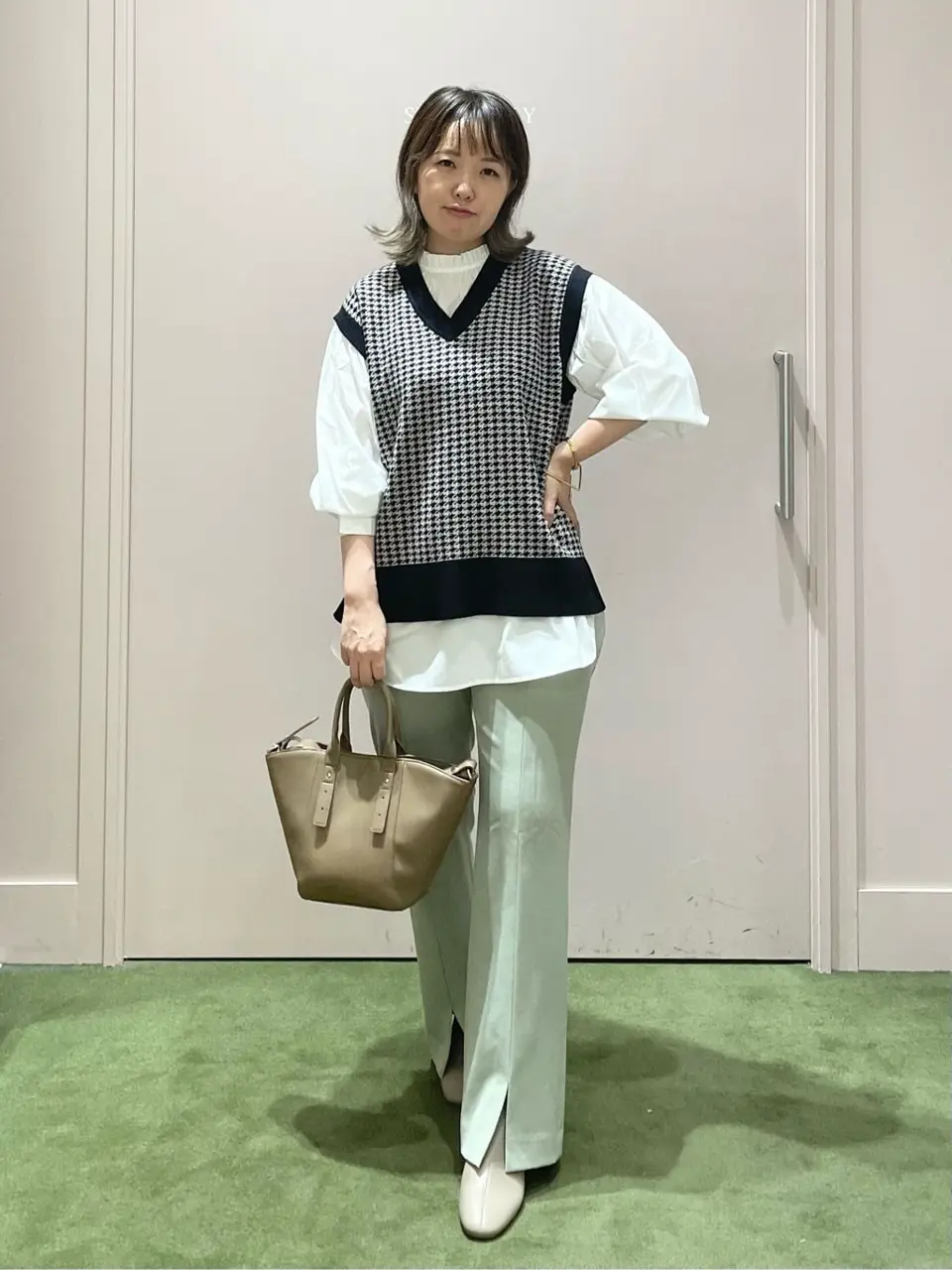 ANY フジコ コーディネート画像