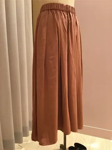 ANY 浅岡 コーディネート画像