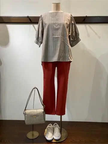 ANY 鈴木 コーディネート画像