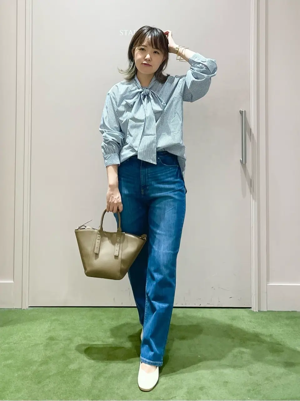 ANY フジコ コーディネート画像