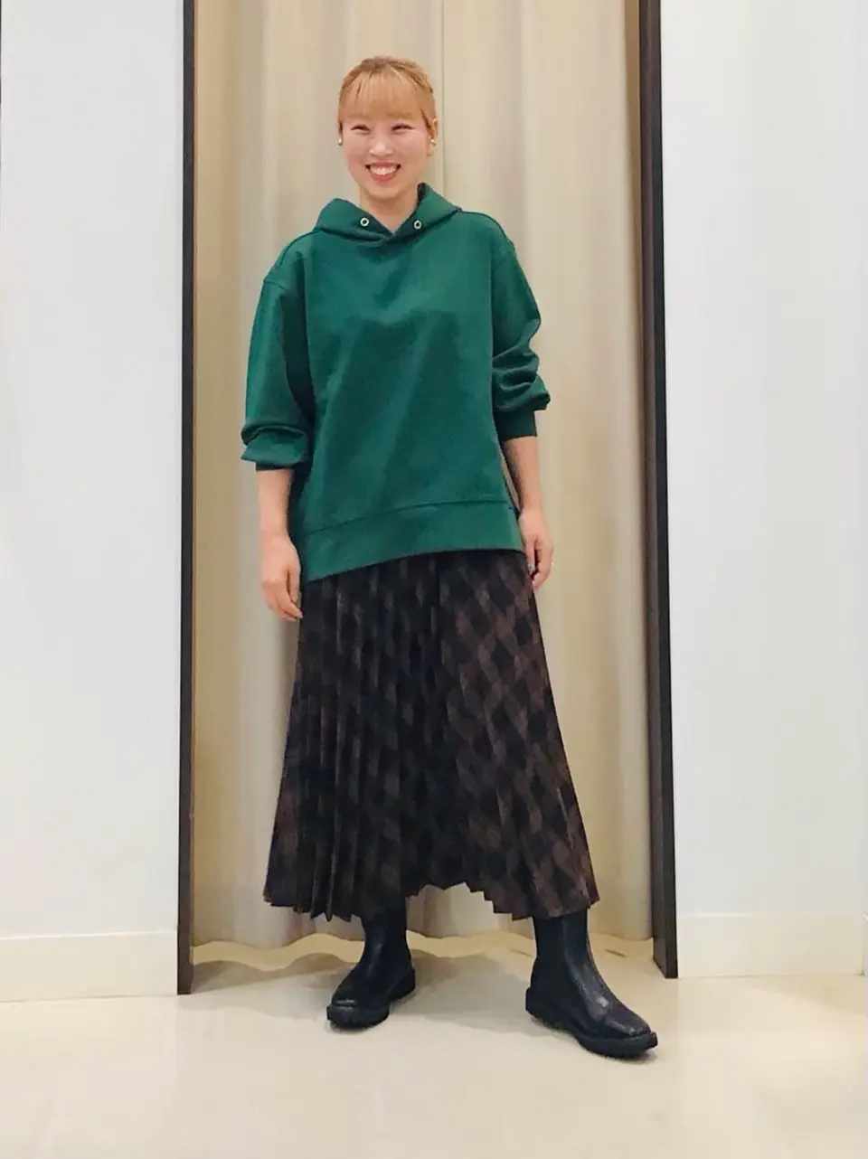 ANY 伊藤 コーディネート画像