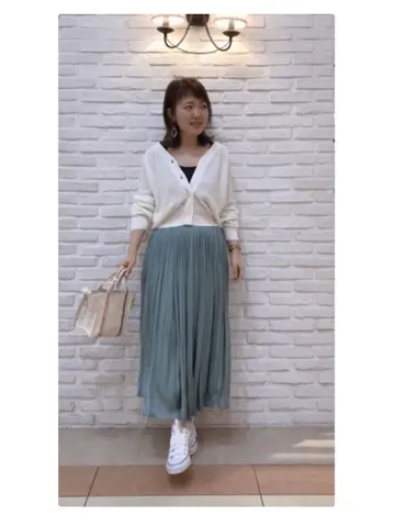 ANY フジコ コーディネート画像