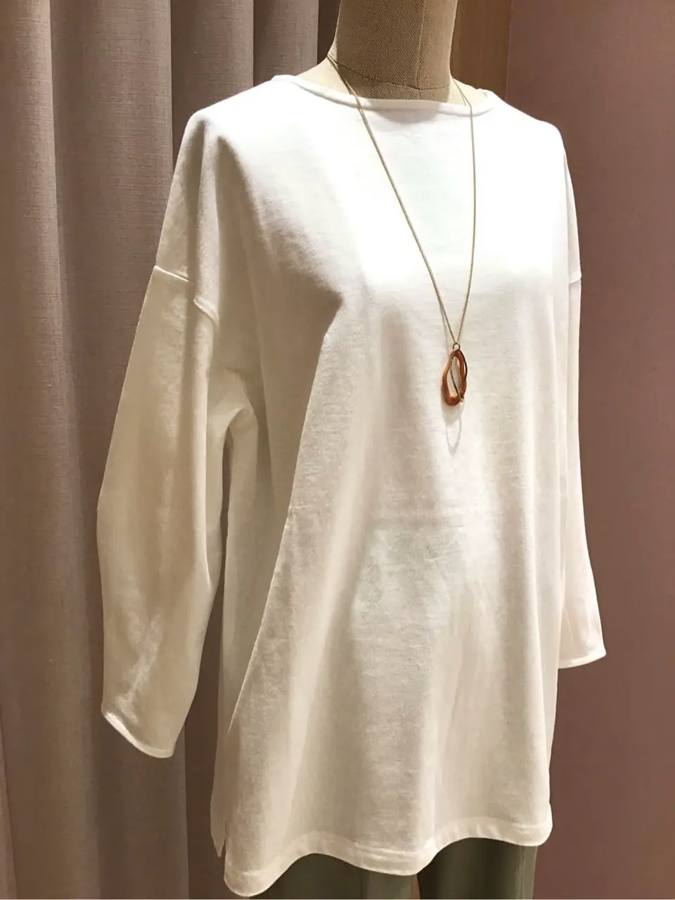 ANY 浅岡 コーディネート画像