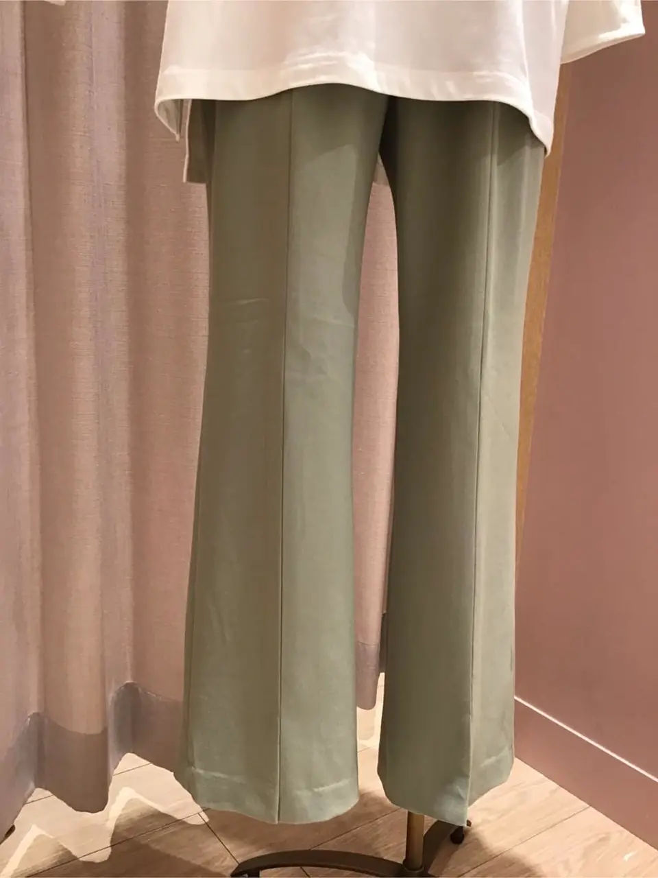 ANY 浅岡 コーディネート画像