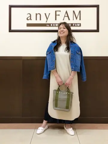 ANY iku コーディネート画像