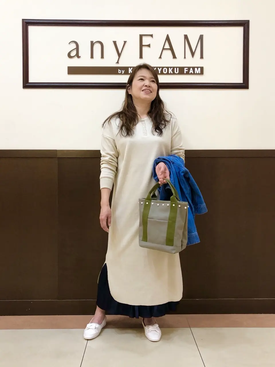 ANY iku コーディネート画像