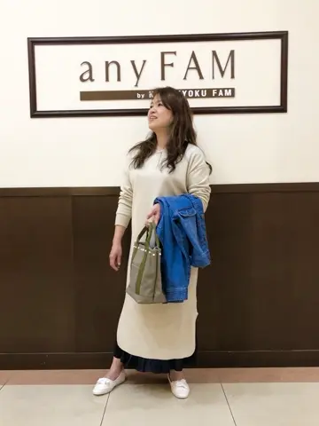 ANY iku コーディネート画像