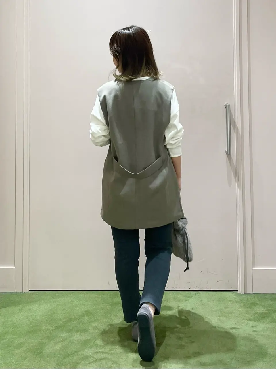 ANY フジコ コーディネート画像