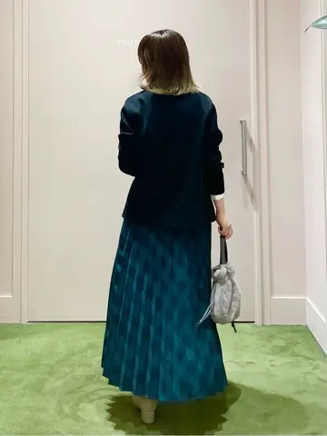 ANY フジコ コーディネート画像