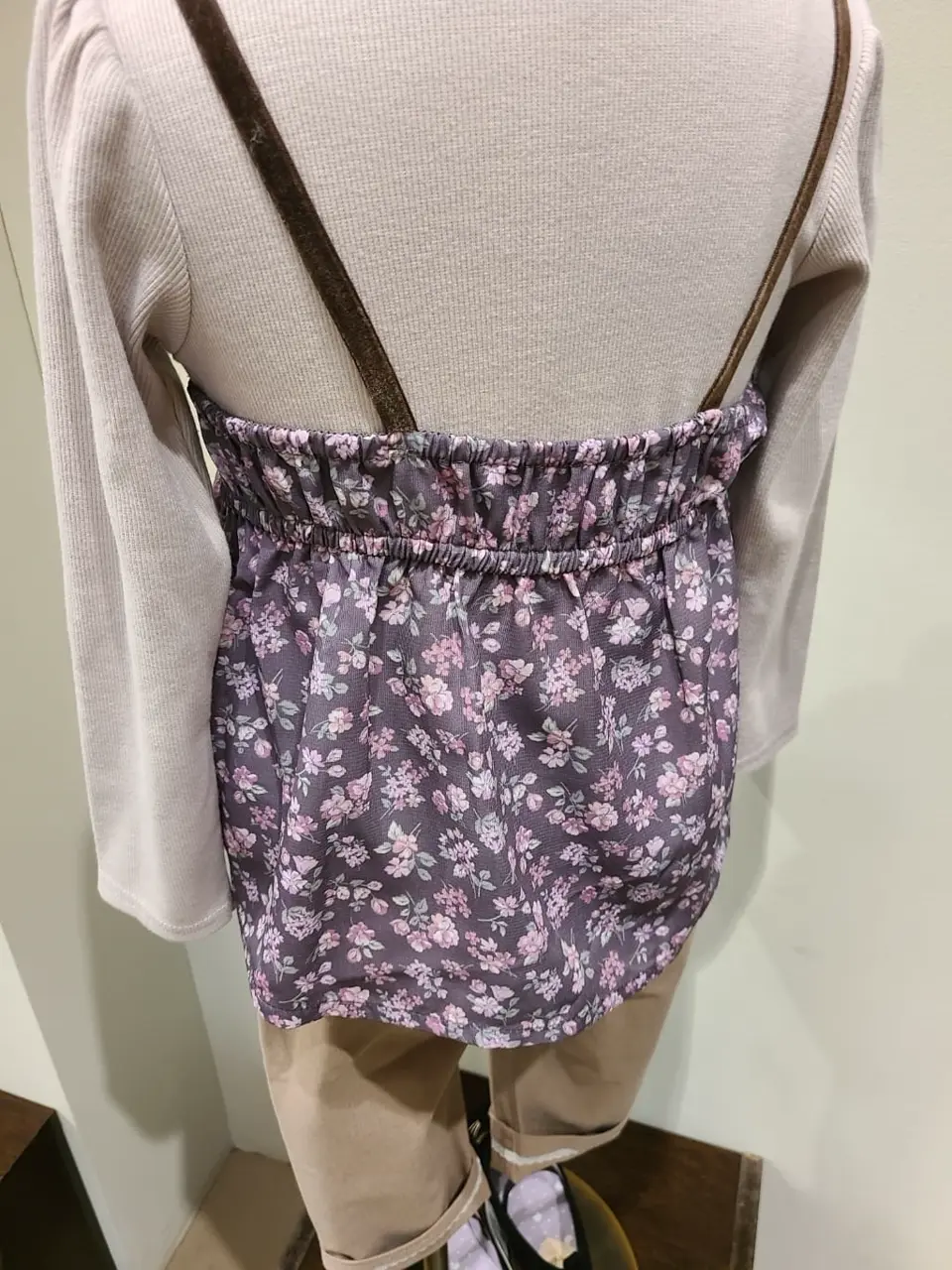 ANY 佐々木 コーディネート画像