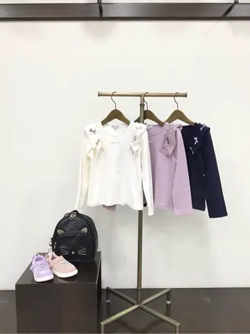 ANY 佐々木 コーディネート画像